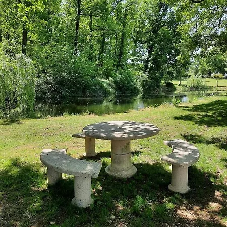 L'oree Des Bois Lierre Bed & Breakfast